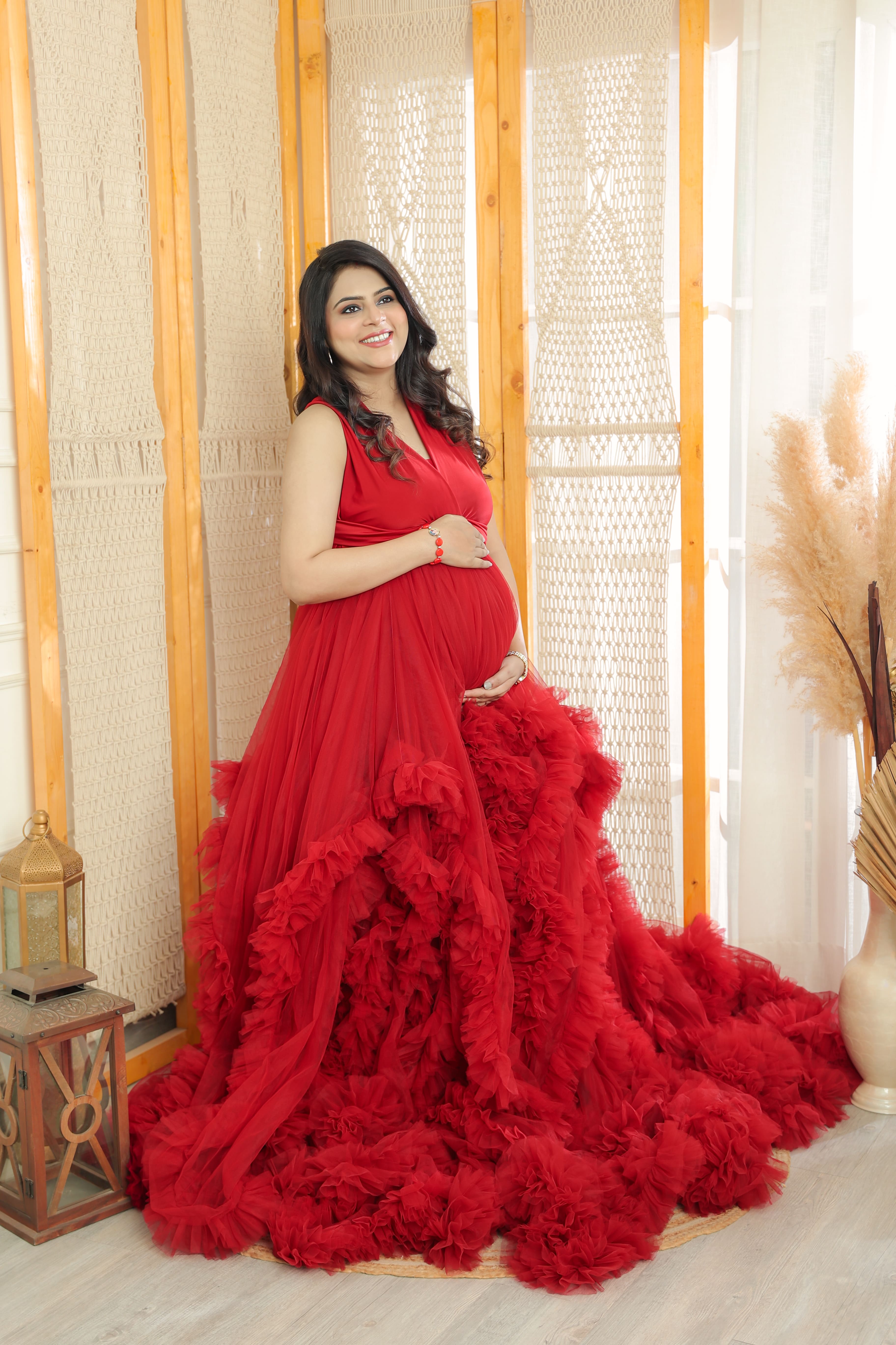 Maternity photoshoot in Ghaziabad - Maternity Portrait 2